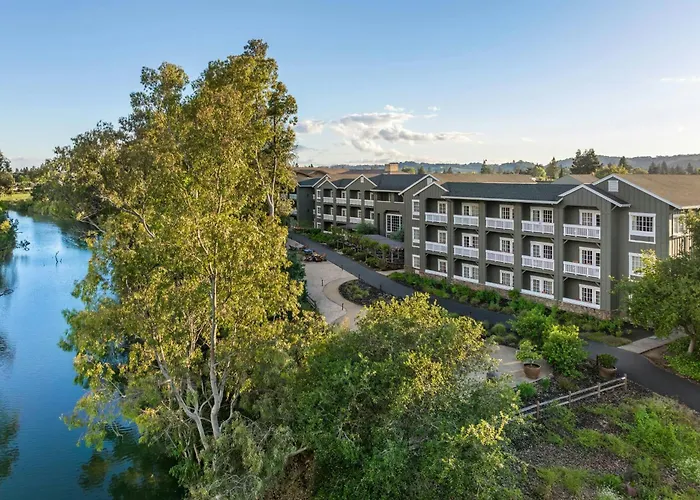 Kid friendly hotel River Terrace Inn